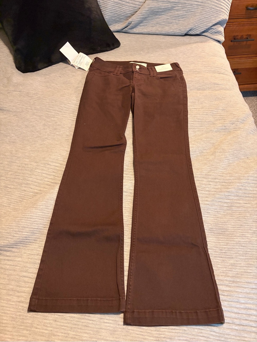 NWT Hollister Brown Ultra Low Rise Double Button Bootcut Jeans, Size 6/28